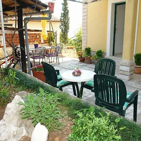 6 * تْسْغيكفانِتْسا